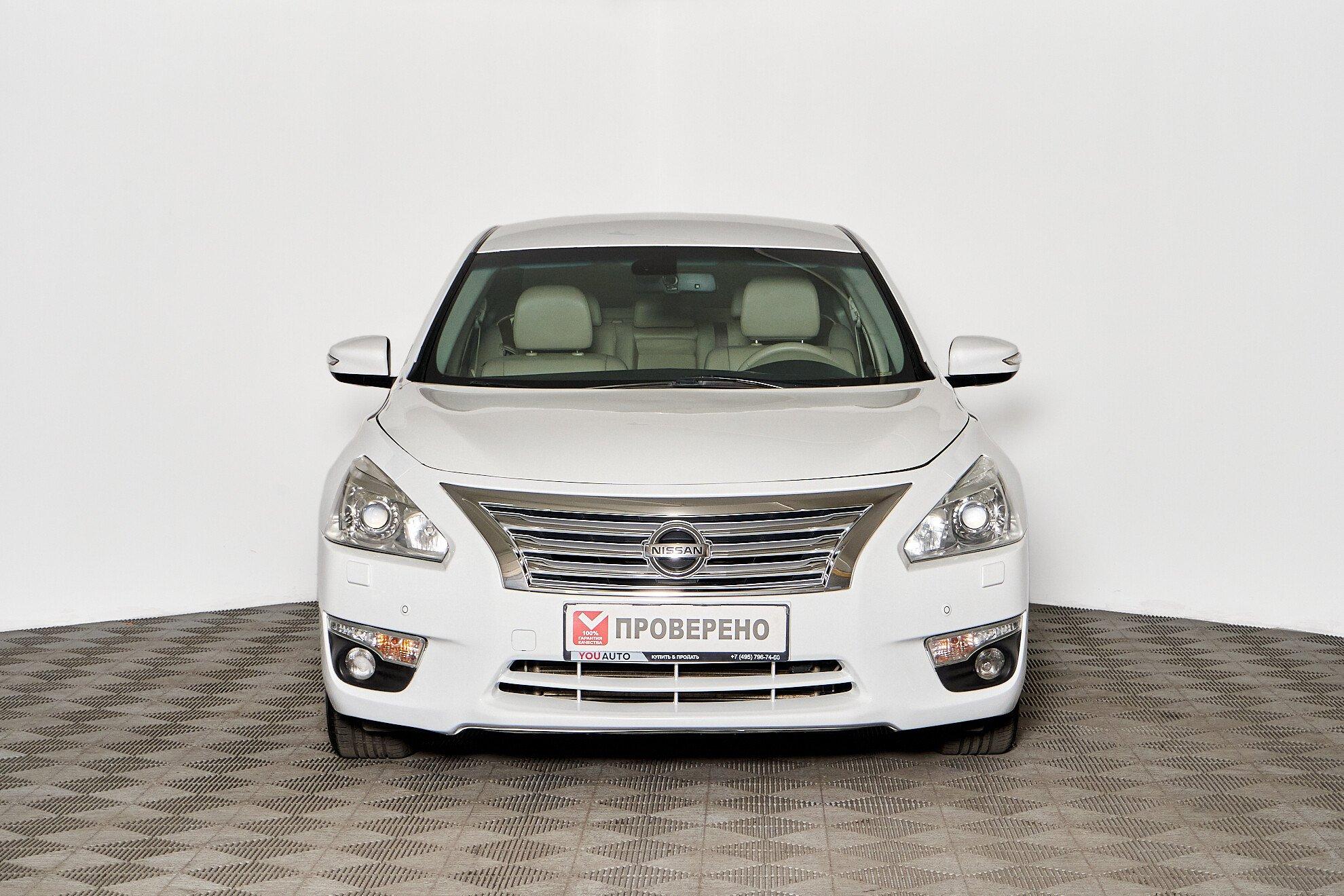 Nissan Teana 2014, белый