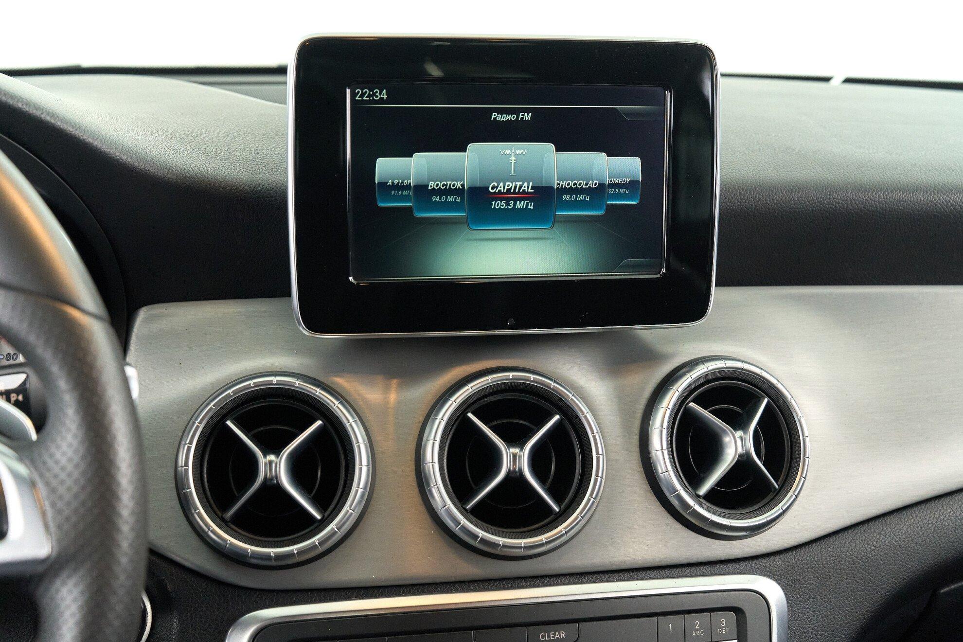 Mercedes-Benz CLA 2016, черный