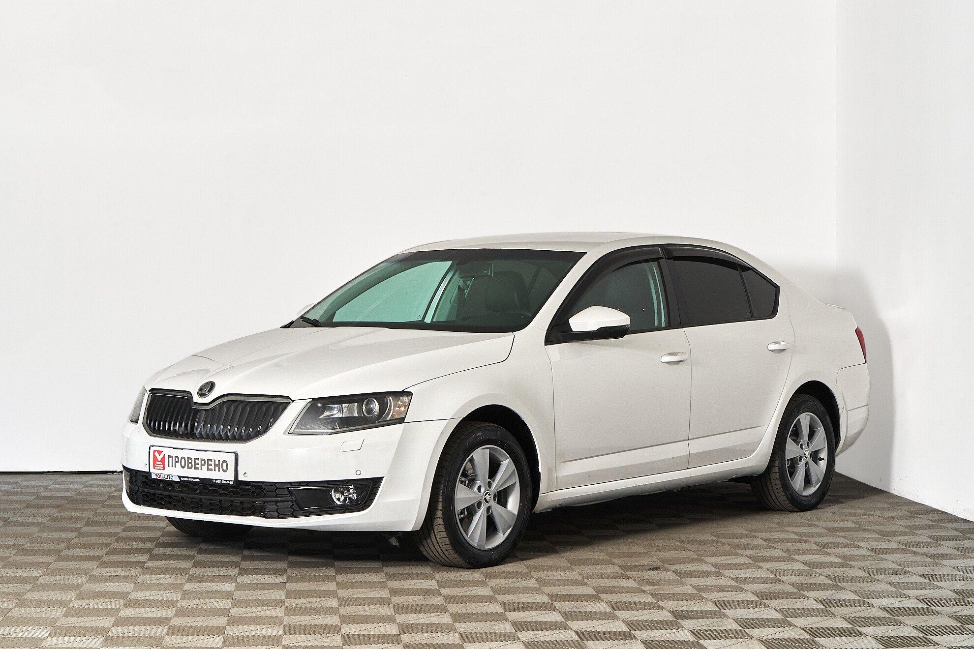 Skoda Octavia 2016, белый