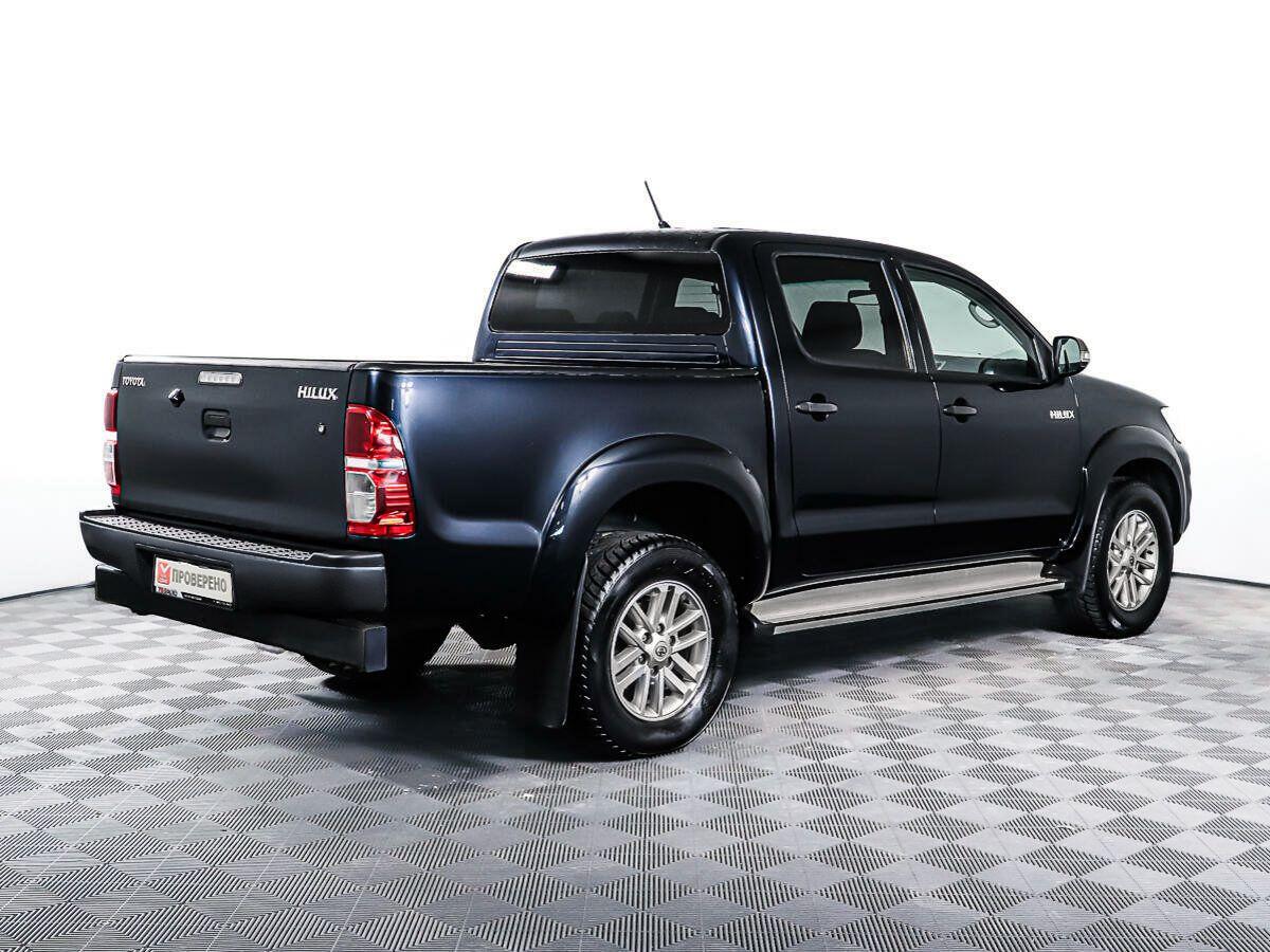 Toyota Hilux 2013, синий