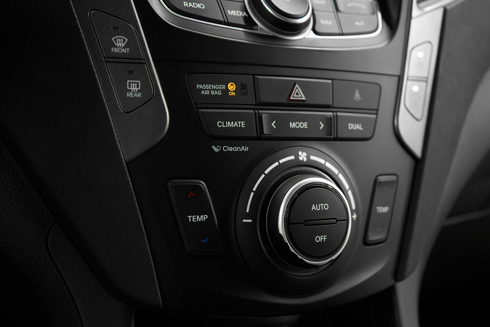 Hyundai Santa Fe 2013, белый