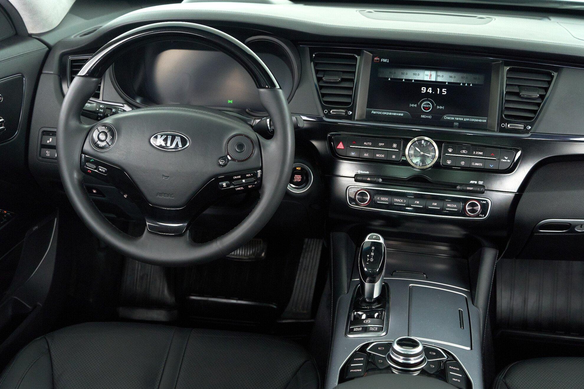 Kia Quoris 2015, черный