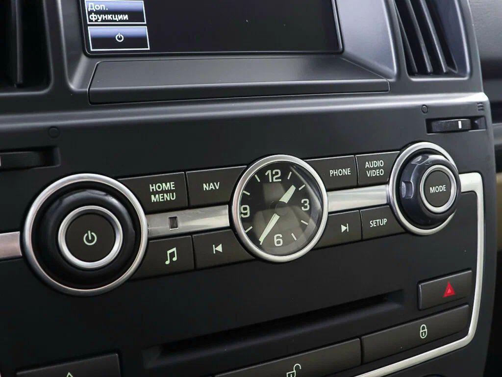 Land Rover Freelander 2014, белый