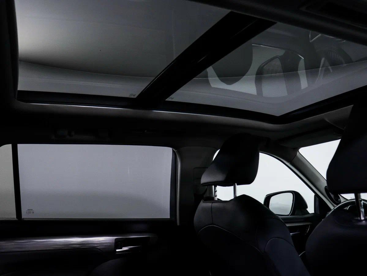Toyota Highlander 2025, черный