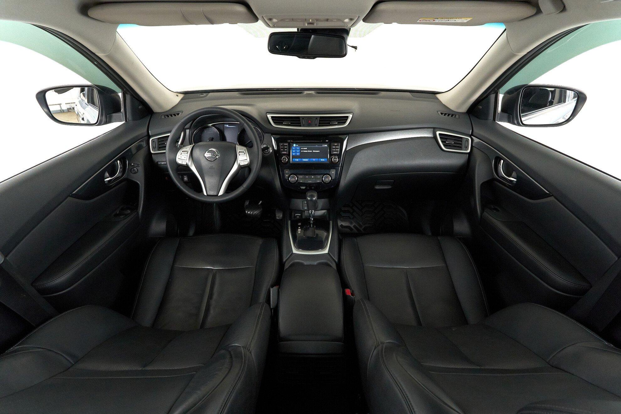 Nissan X-Trail 2016, серый