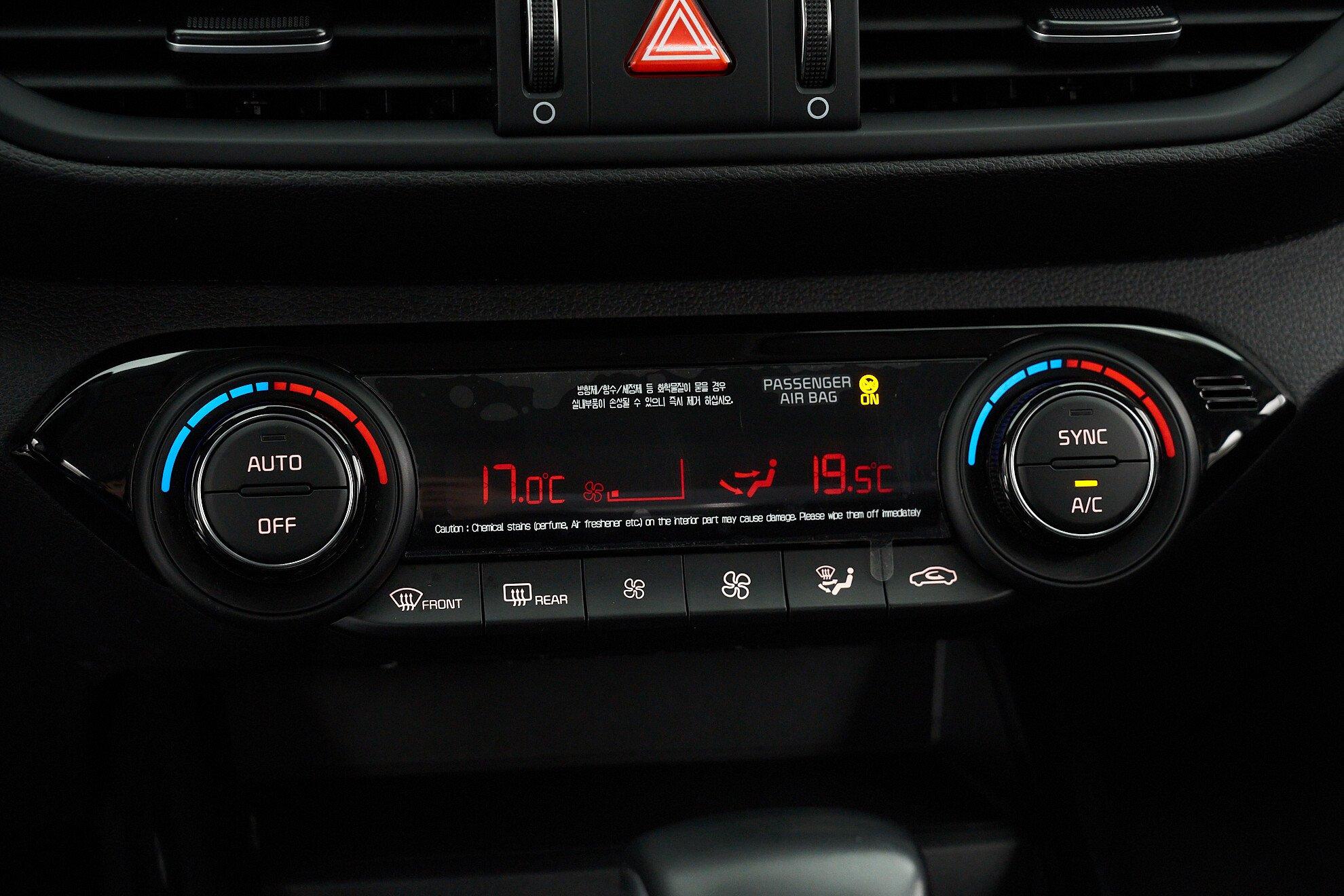 Kia Cerato 2019, белый