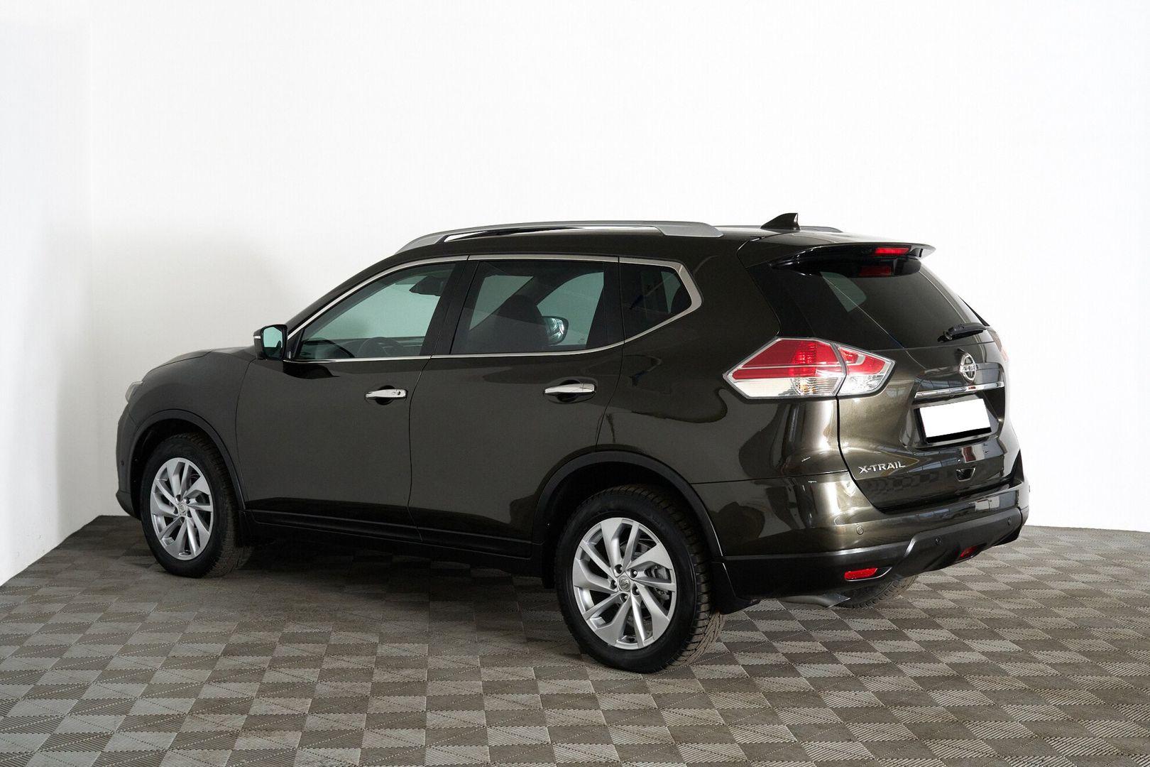 Nissan X-Trail 2017, зеленый