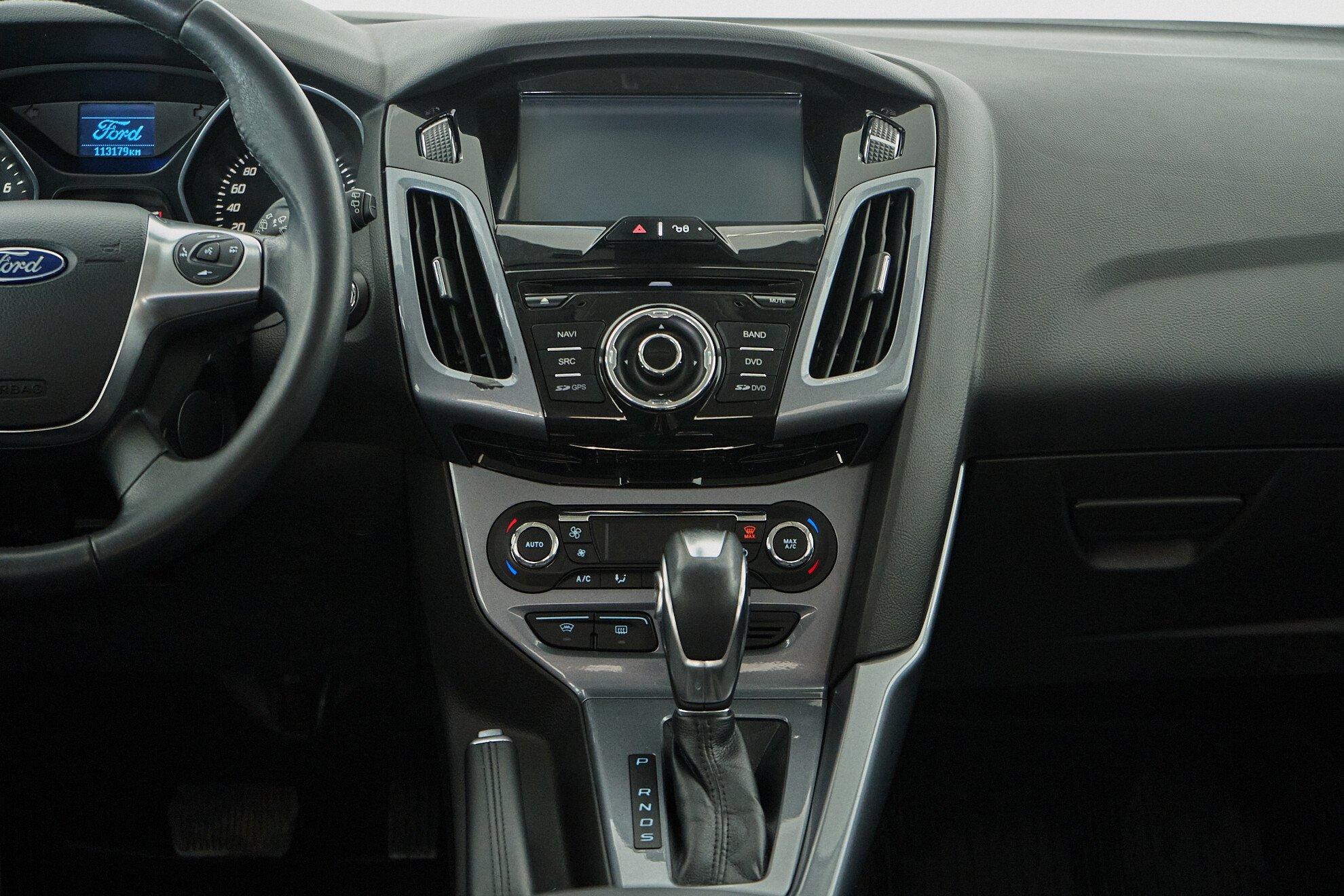 Ford Focus 2014, черный