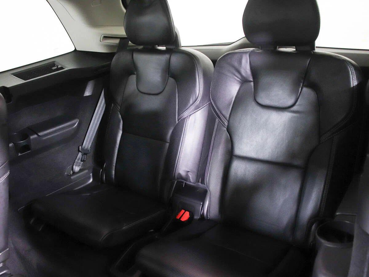 Volvo XC90 2020, серый
