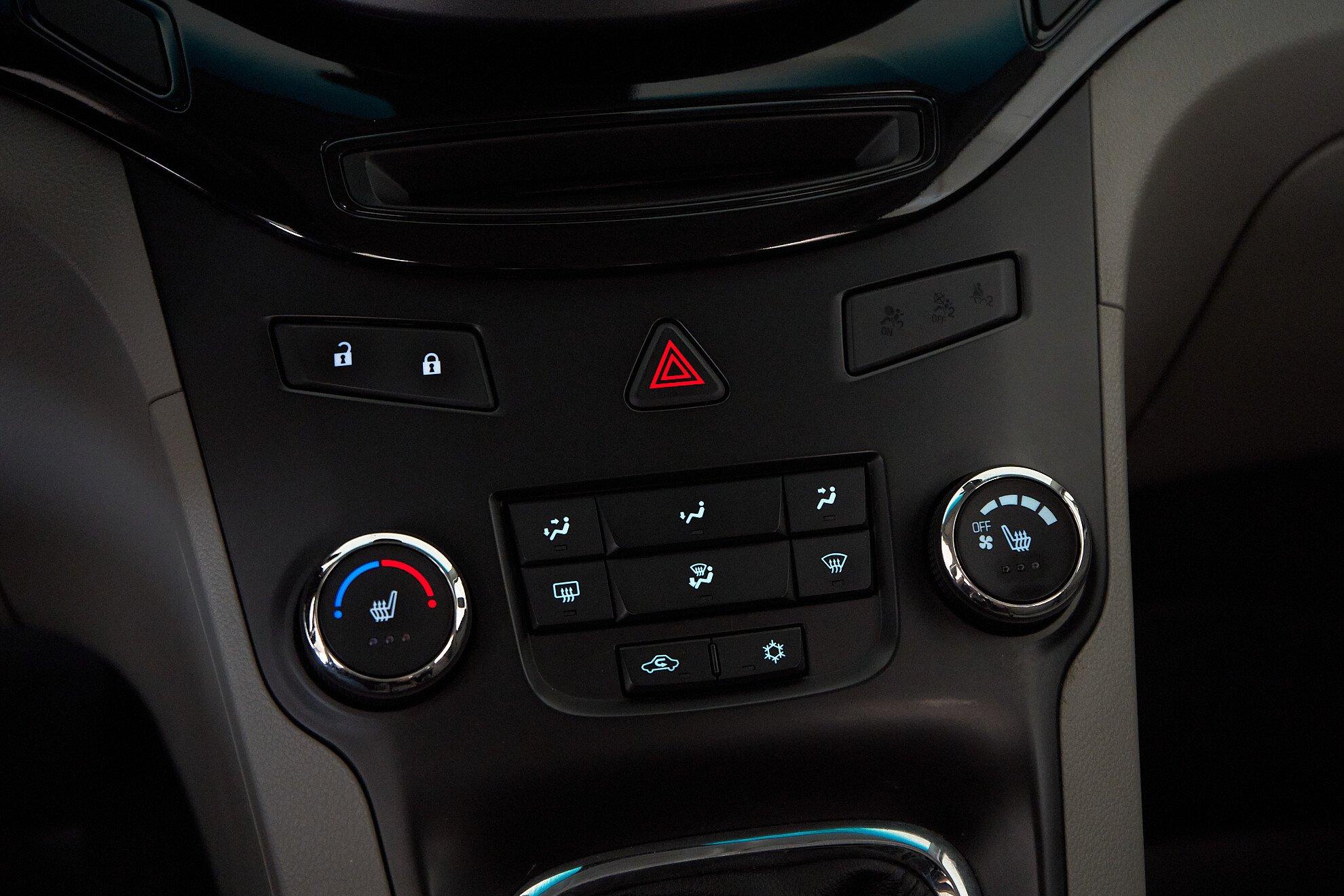Chevrolet Orlando 2014, черный