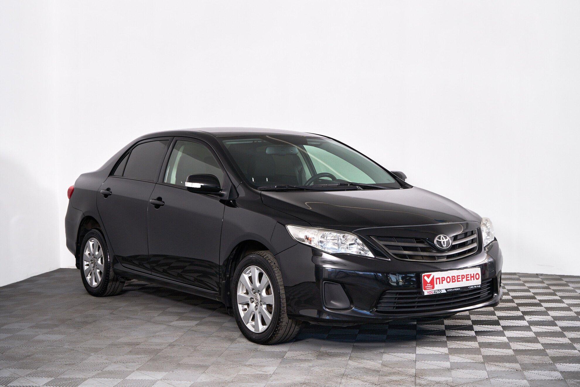 Toyota Corolla 2012, черный