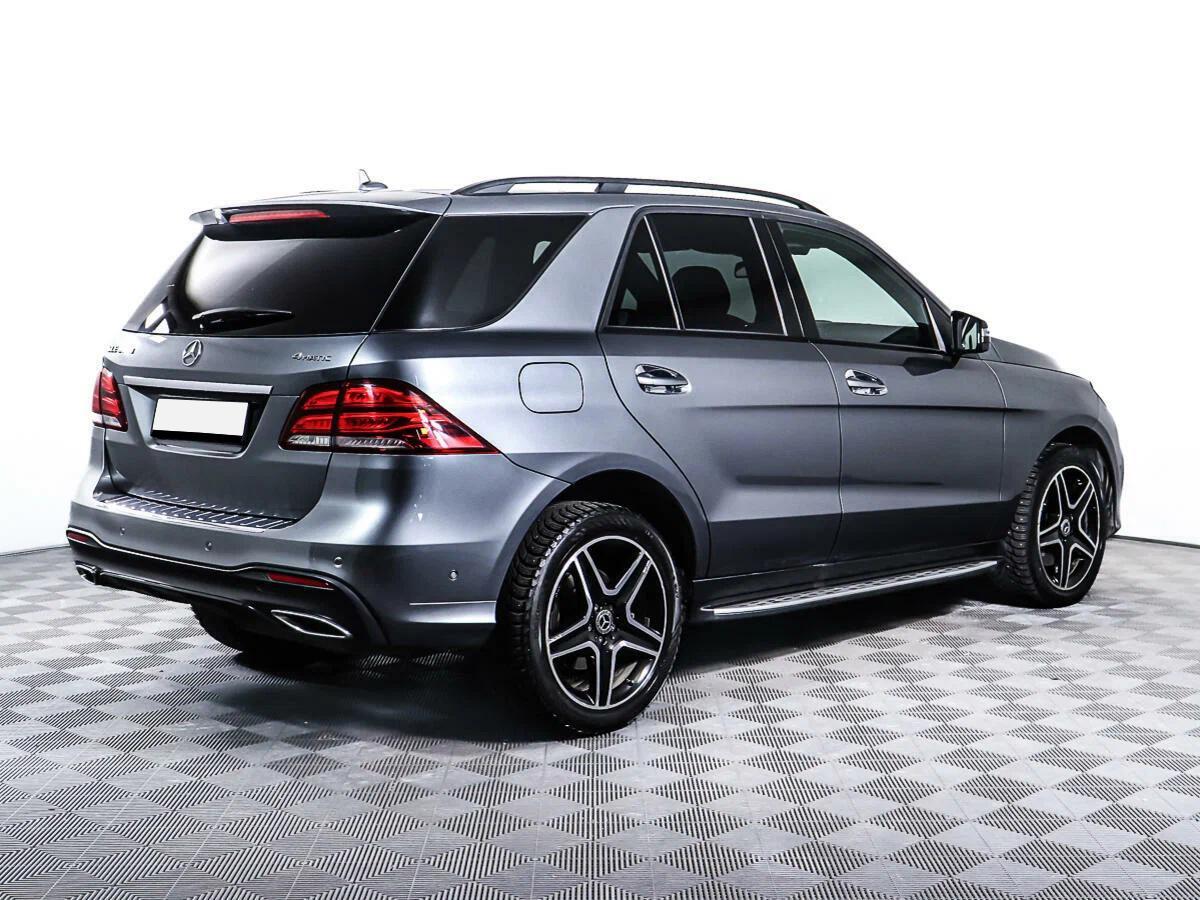 Mercedes-Benz GLE 2018, серый