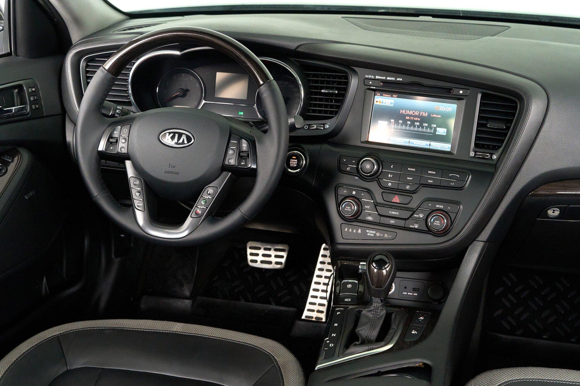 Kia Optima 2011, серебряный