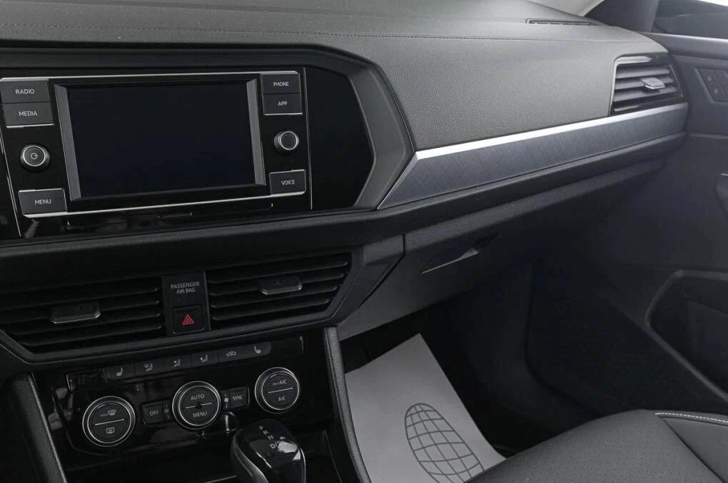Volkswagen Jetta 2023, черный