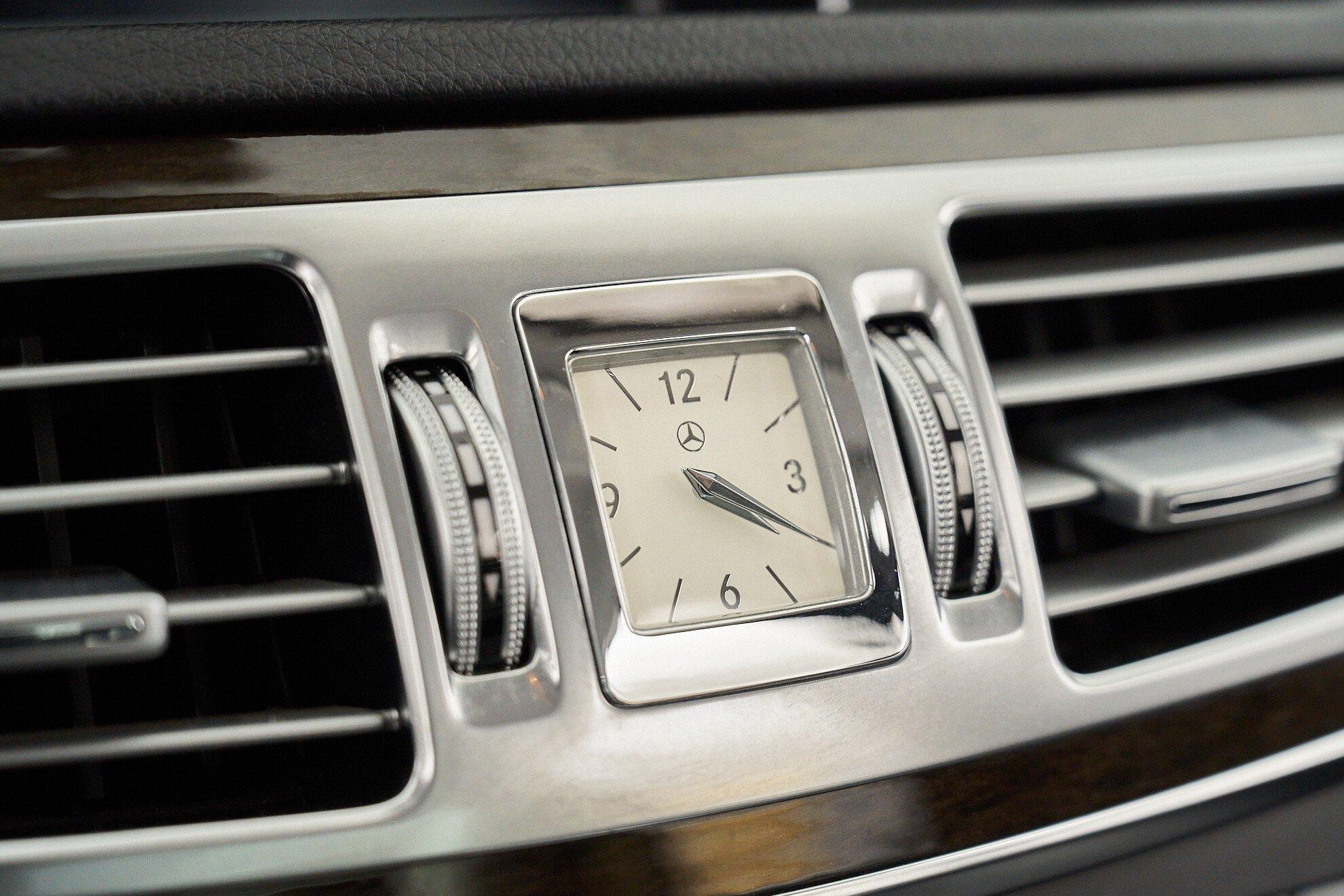 Mercedes-Benz E-Класс 2013, черный