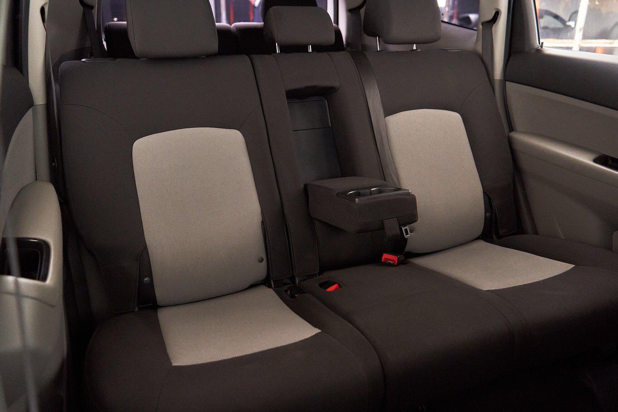 Chevrolet Orlando 2014, серый