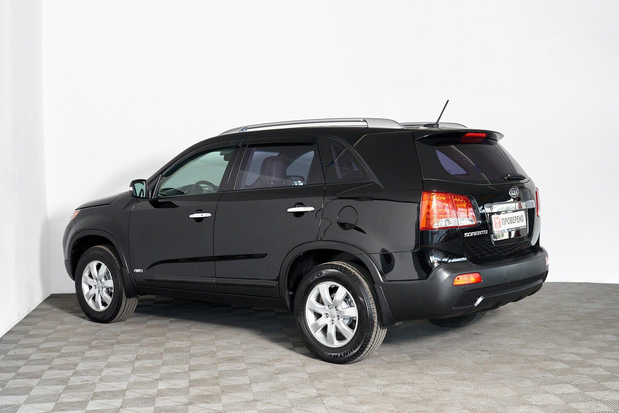 Kia Sorento 2011, черный