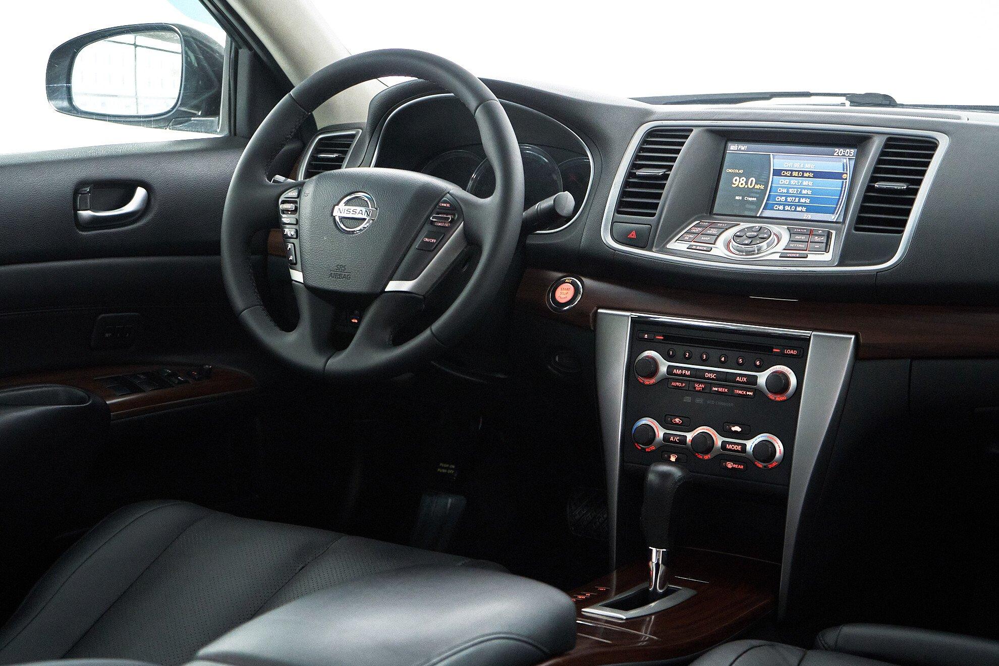 Nissan Teana 2011, черный
