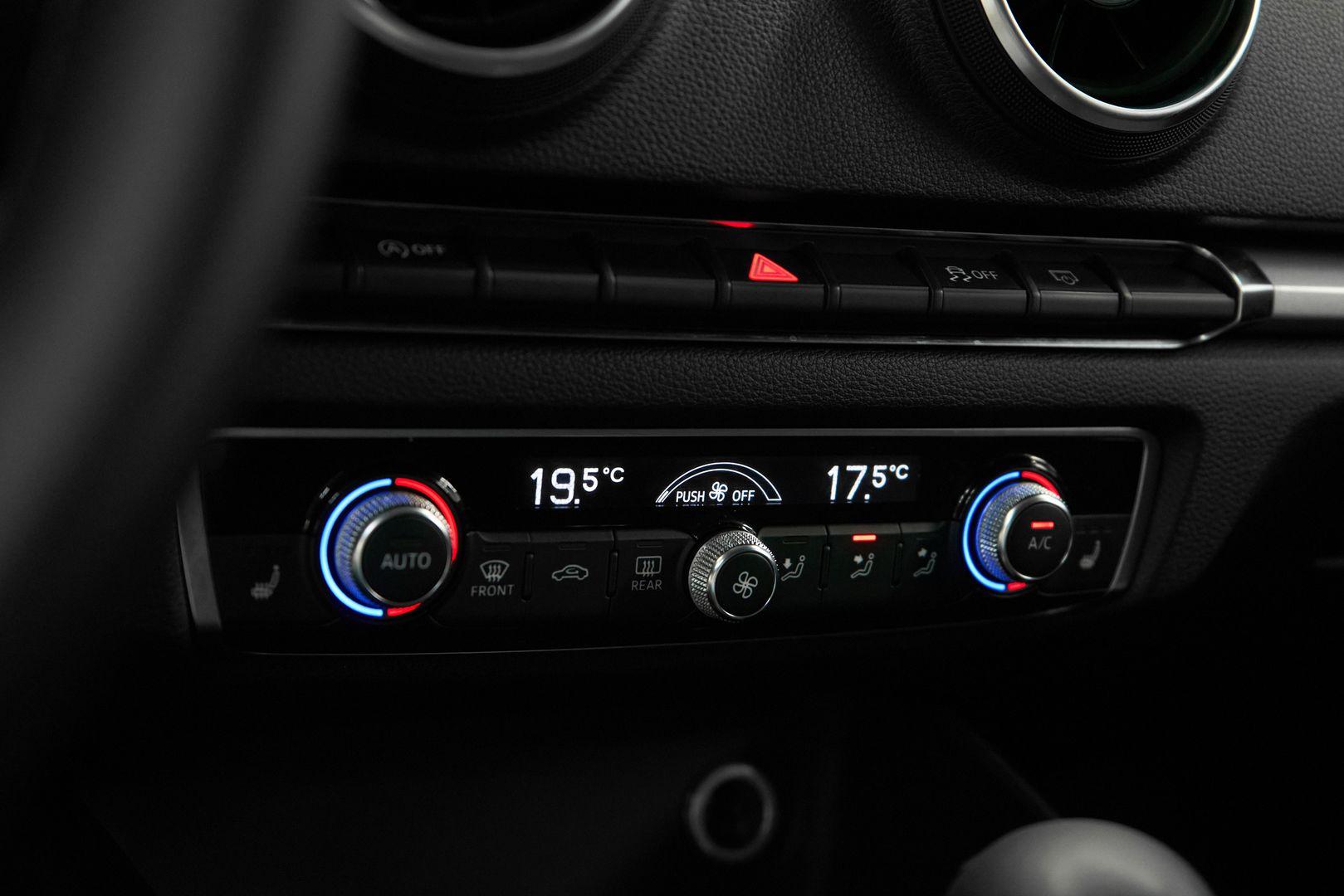 Audi A3 2013, черный