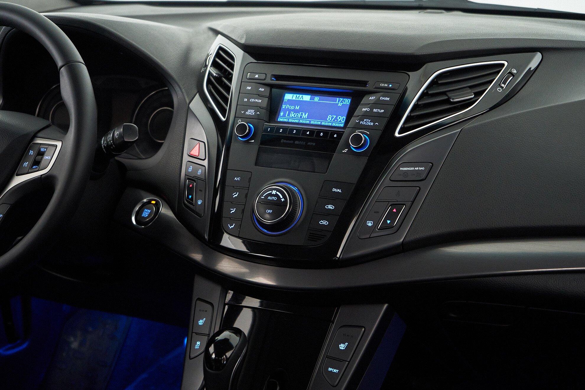 Hyundai i40 2013, белый