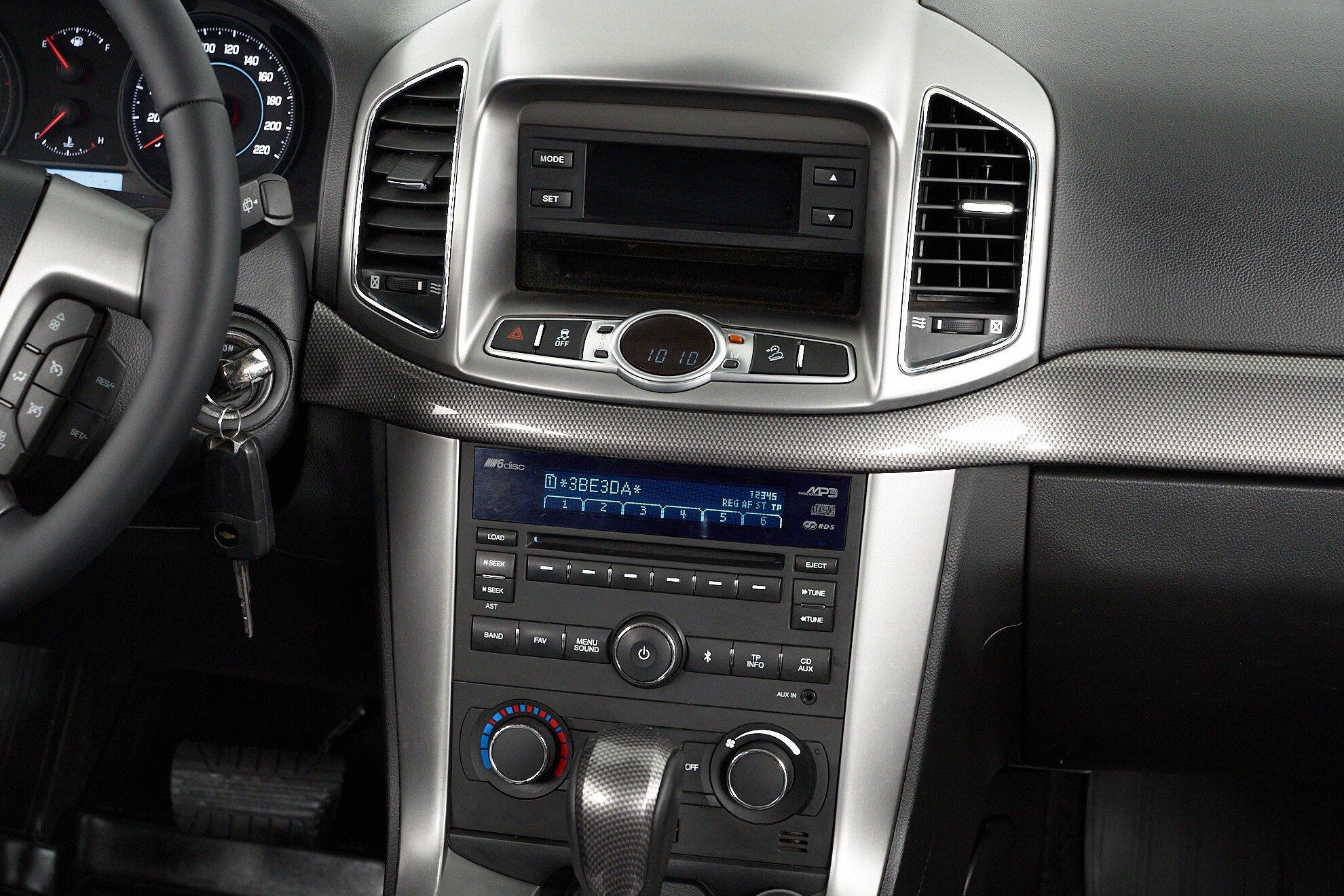 Chevrolet Captiva 2013, черный