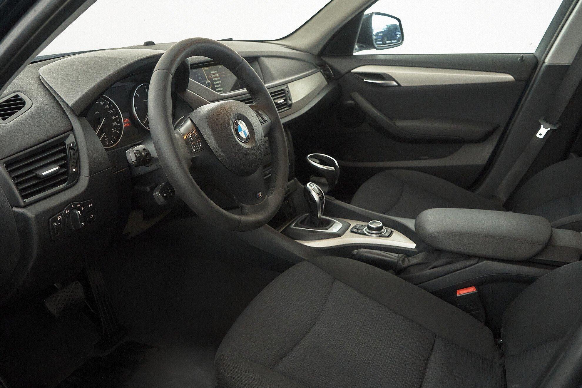 BMW X1 2012, синий