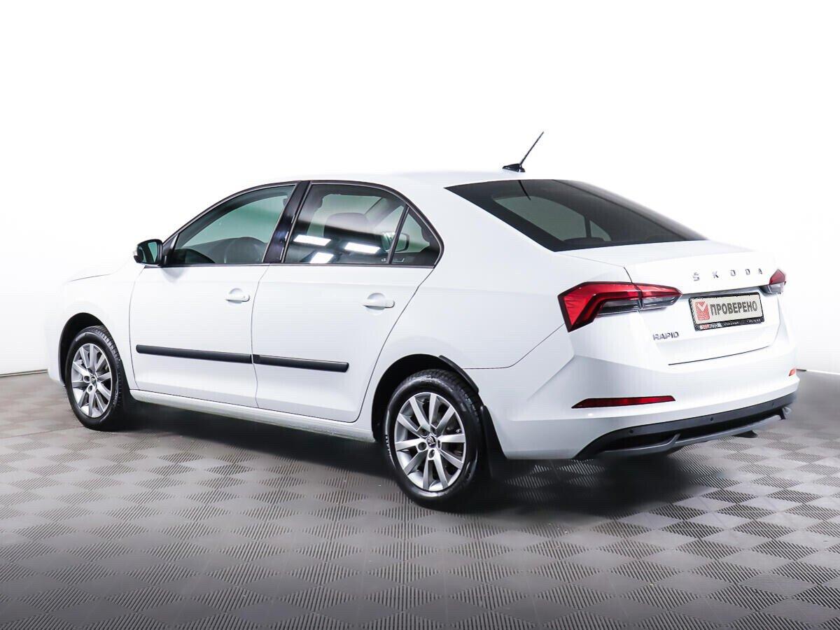 Skoda Rapid 2022, белый