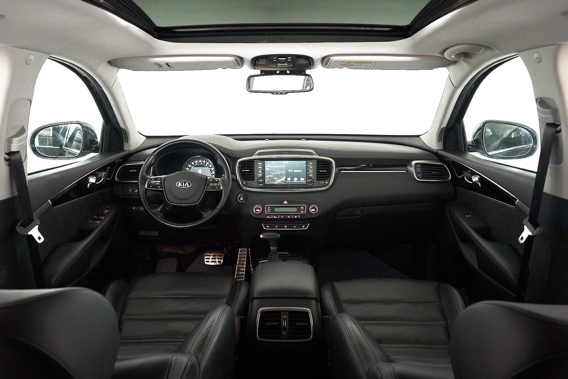 Kia Sorento 2019, серый