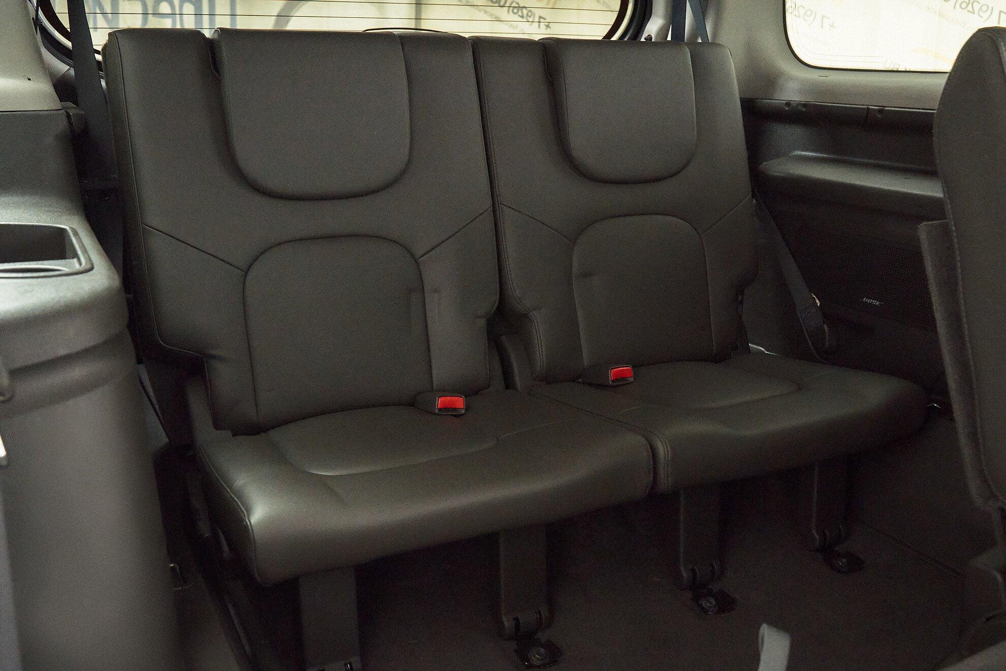 Nissan Pathfinder 2012, черный