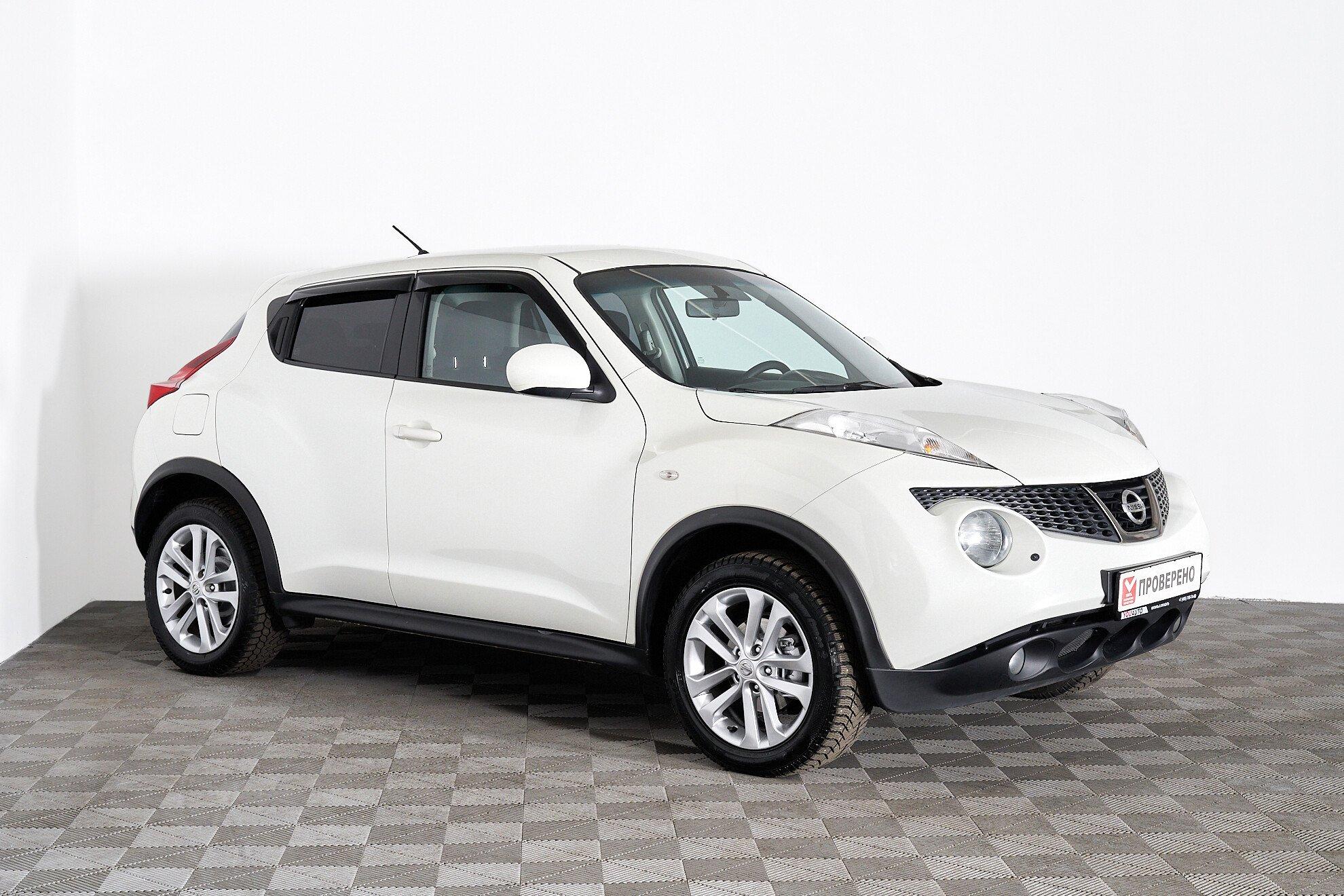 Nissan Juke 2013, белый