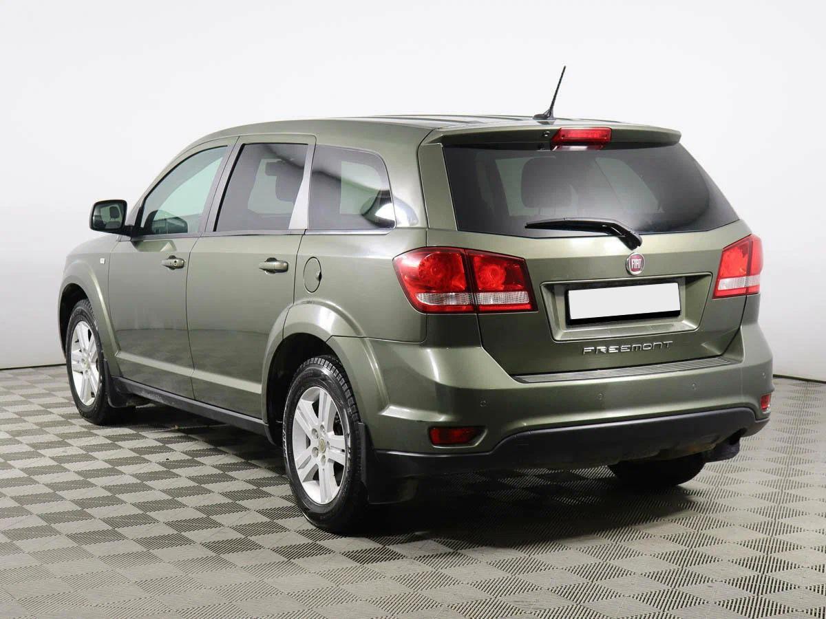 Fiat Freemont 2014, зеленый
