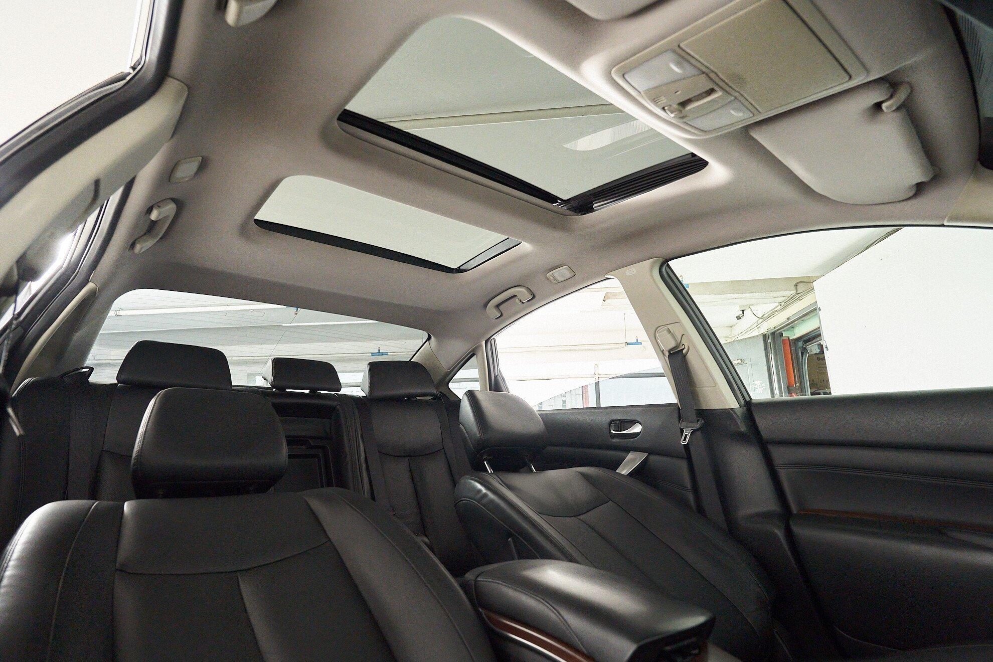 Nissan Teana 2010, черный