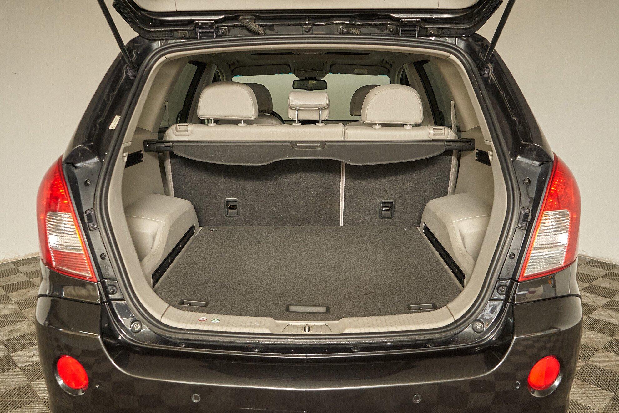 Opel Antara 2013, черный