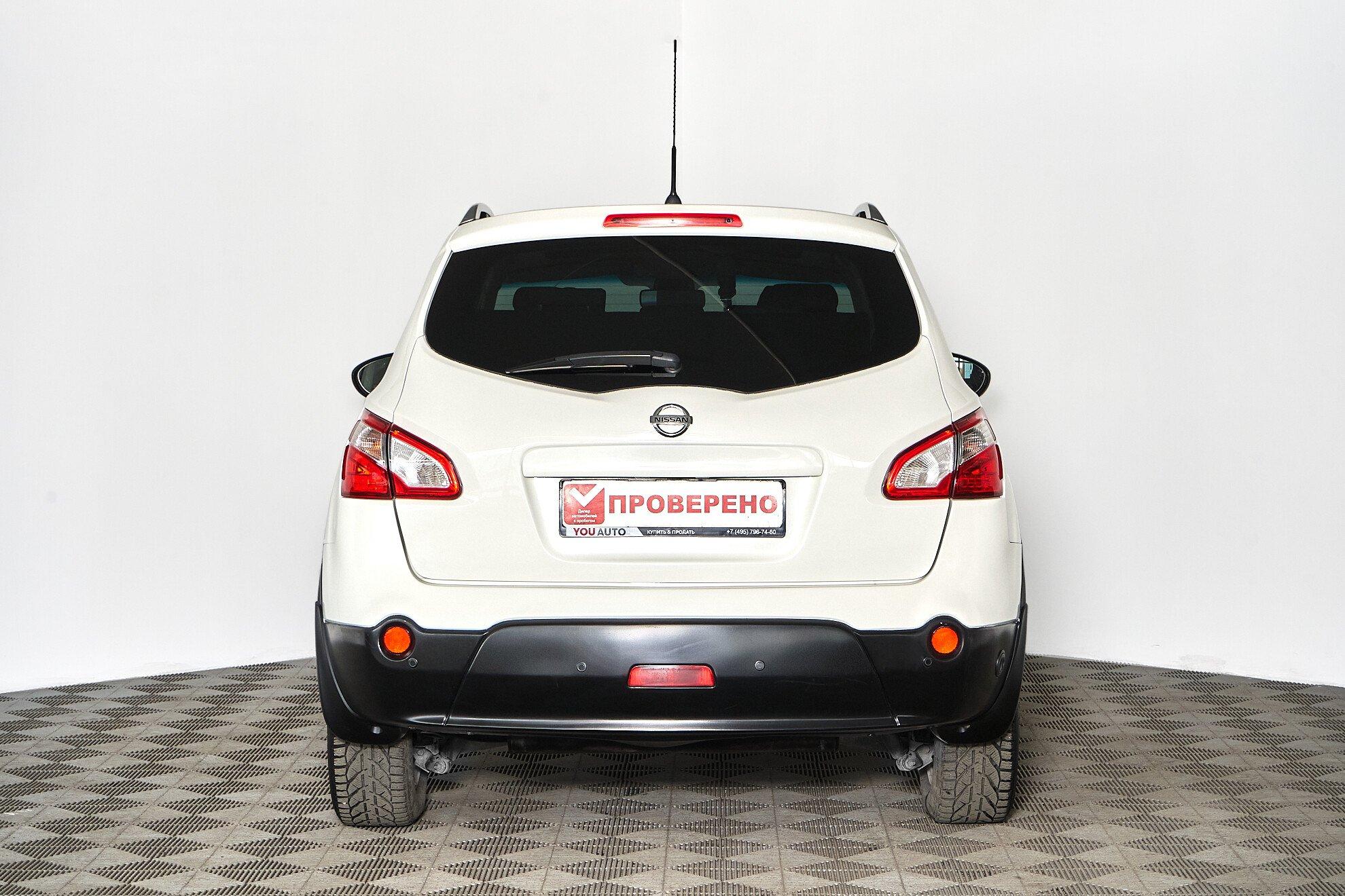 Nissan Qashqai+2 2013, белый