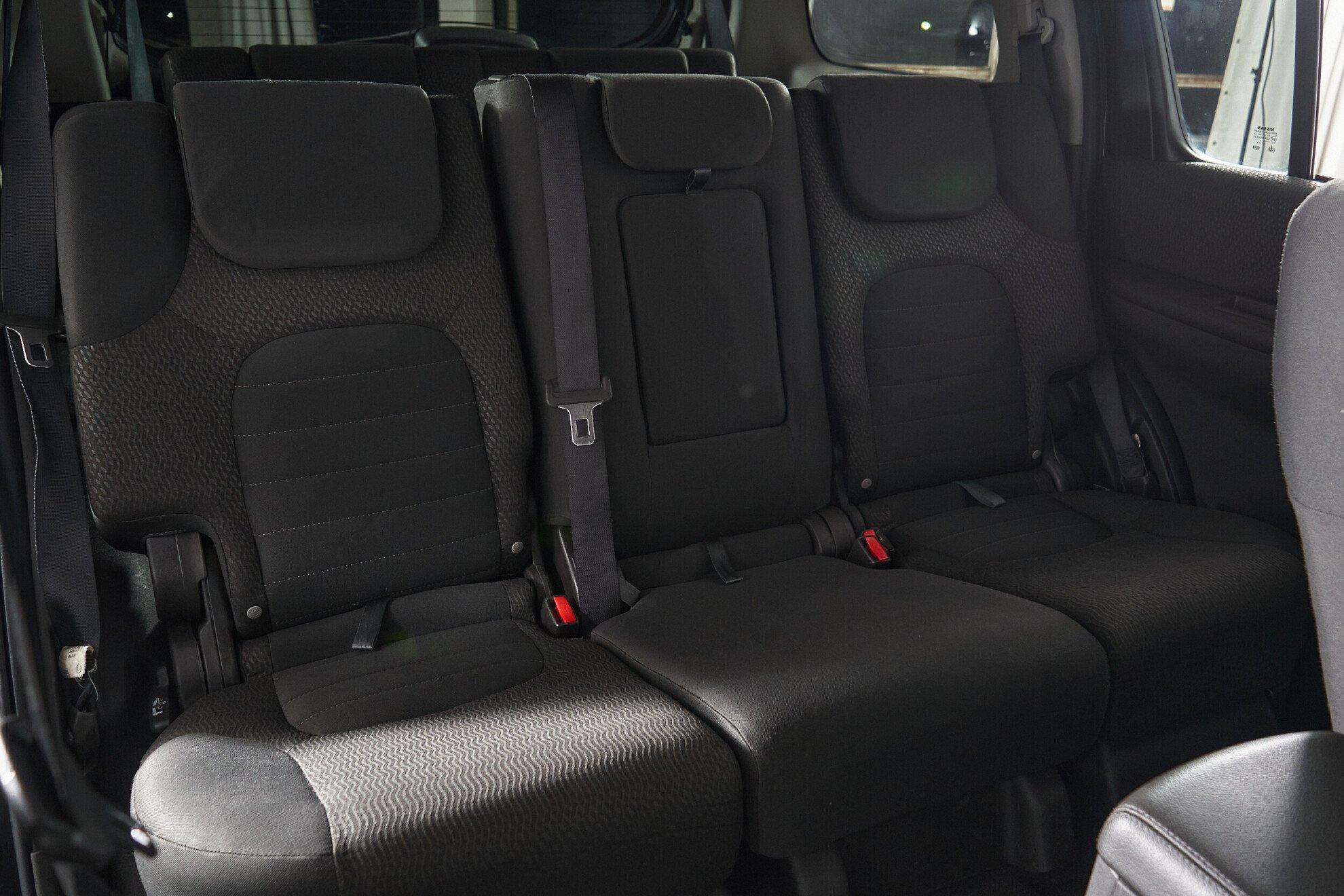 Nissan Pathfinder 2012, черный