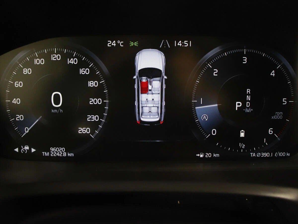 Volvo XC90 2020, серый