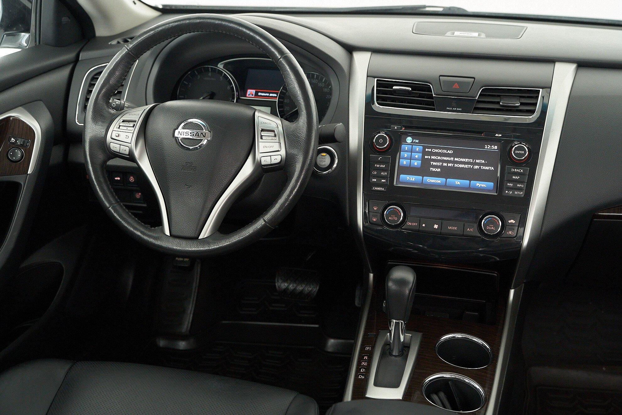 Nissan Teana 2014, белый