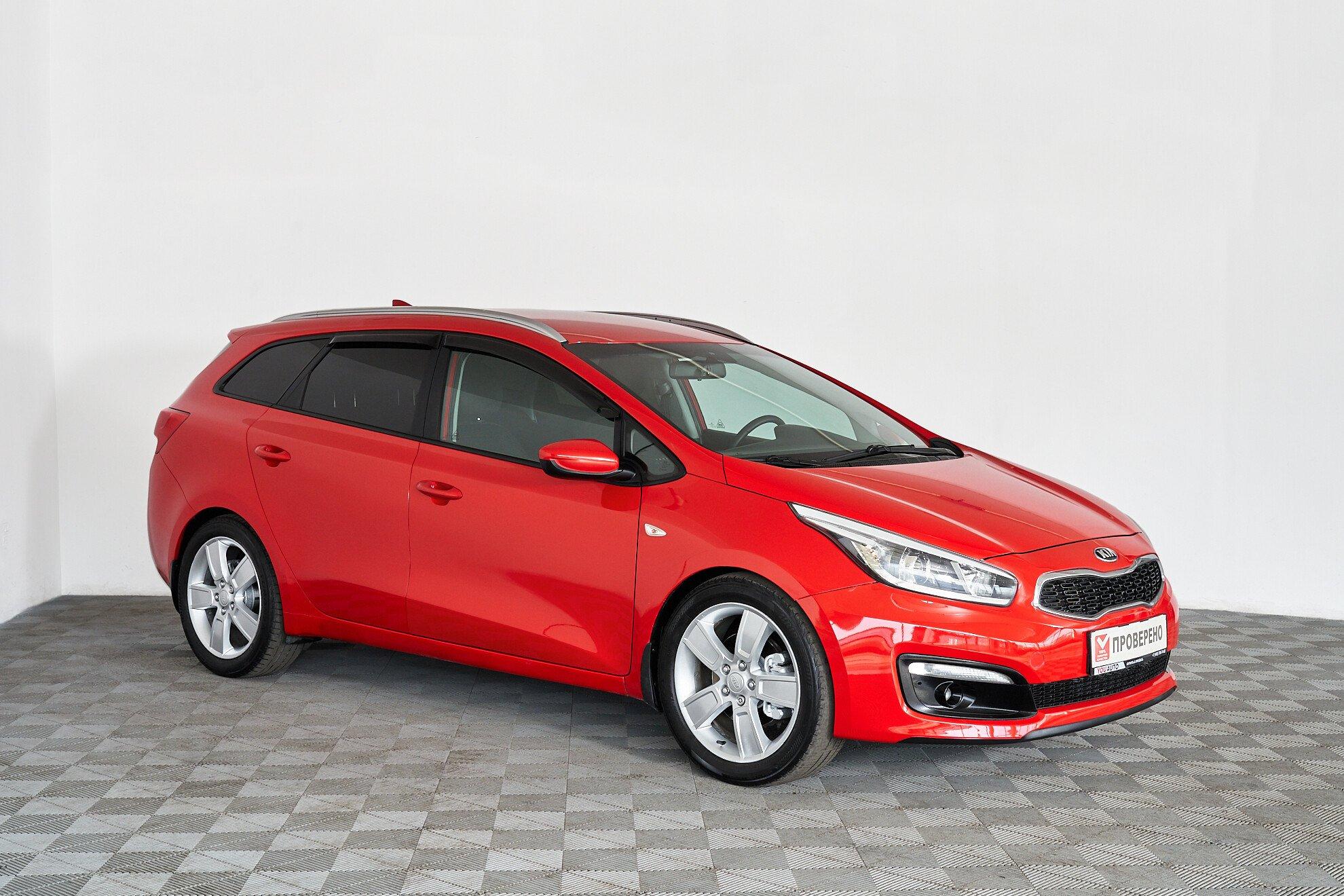 Kia Ceed 2018, красный