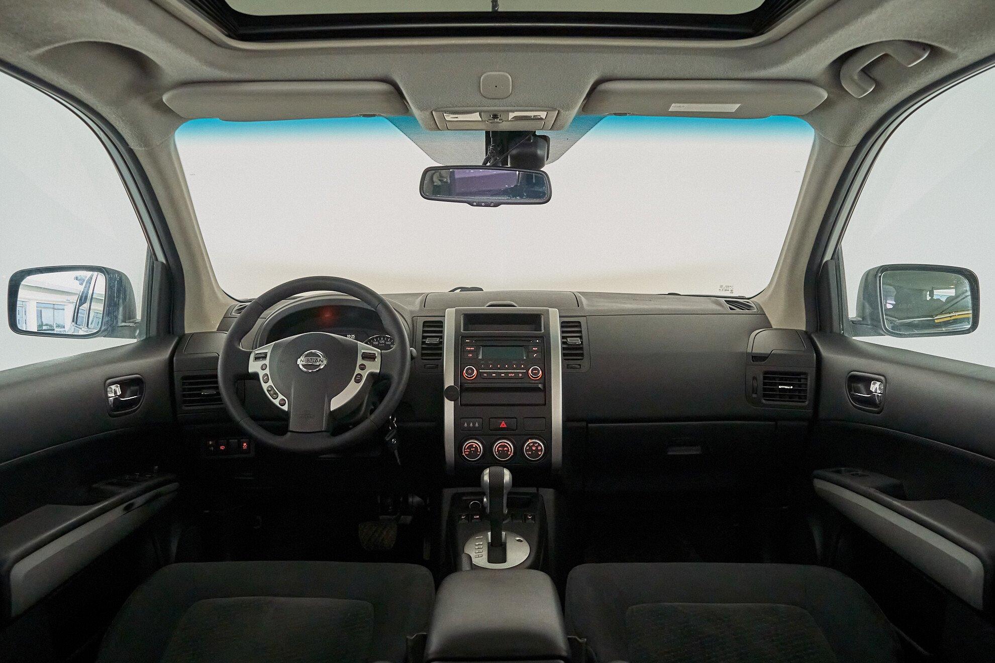 Nissan X-Trail 2013, белый