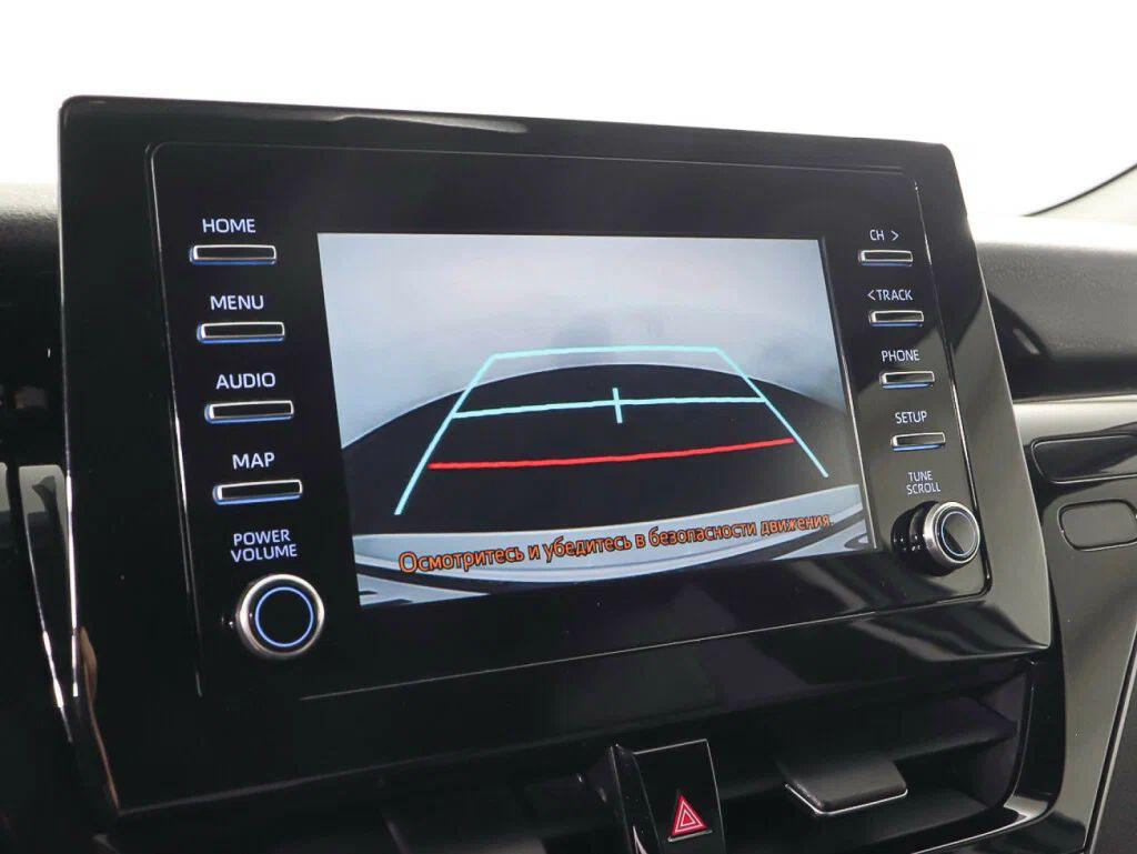 Toyota Camry 2023, белый