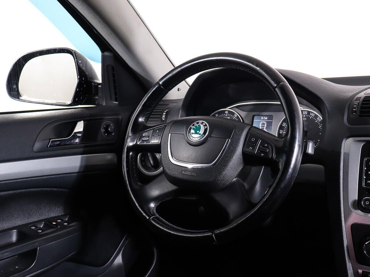 Skoda Octavia 2013, черный