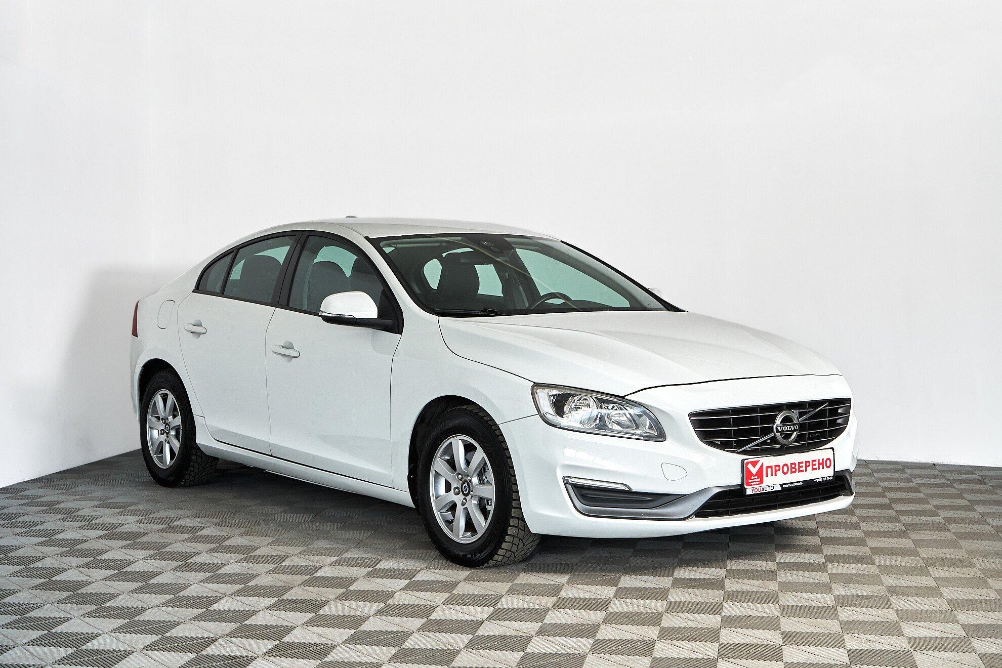 Volvo S60 2014, белый