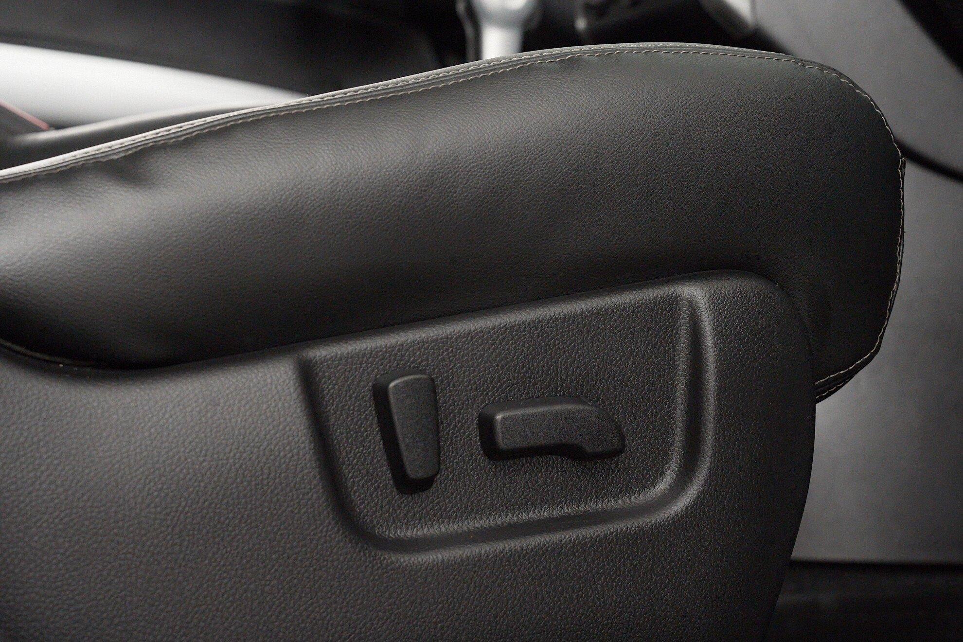 Nissan X-Trail 2012, серебряный