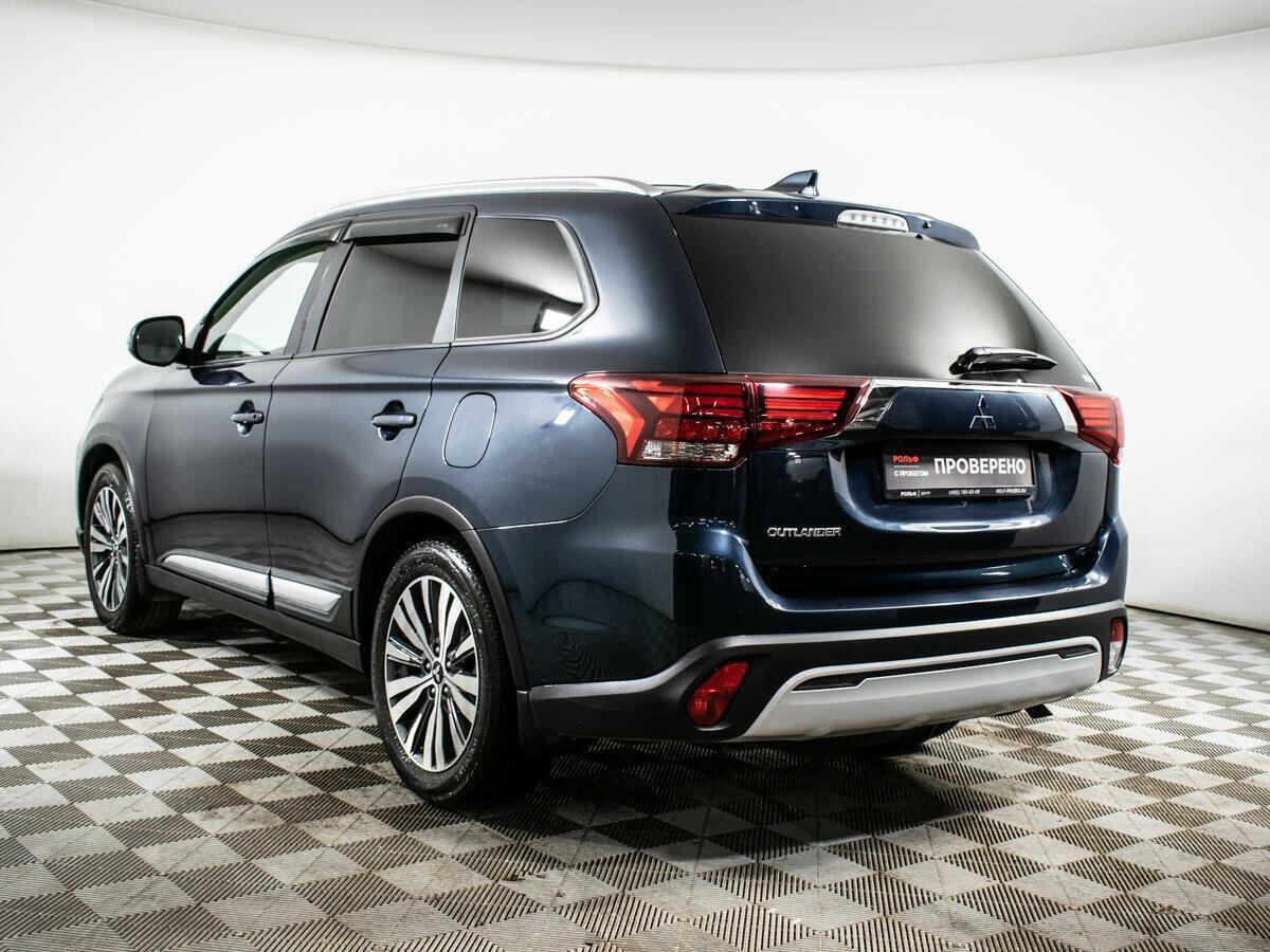 Mitsubishi Outlander 2020, синий