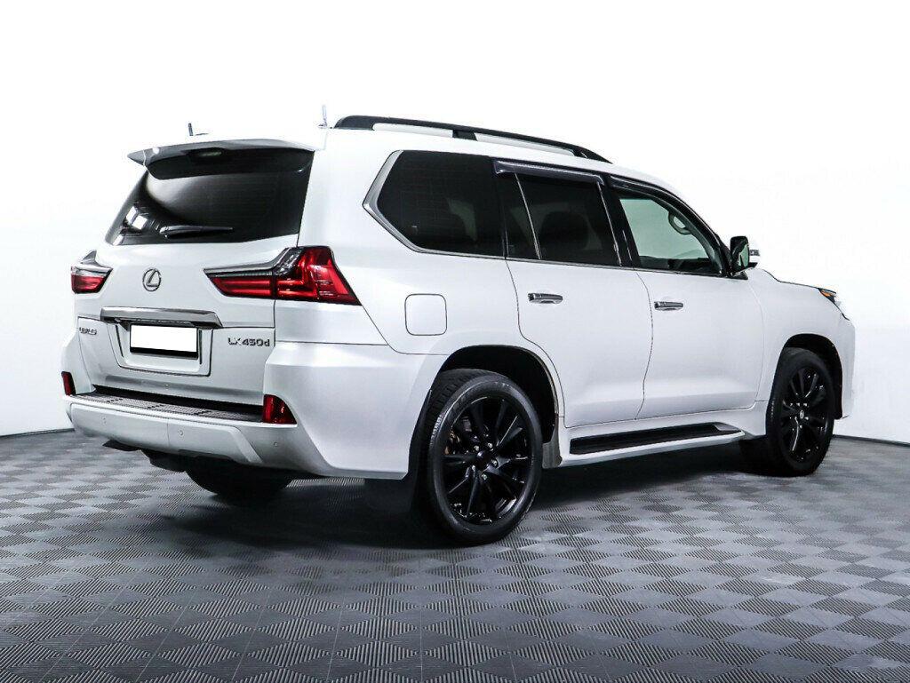 Lexus LX 2017, белый