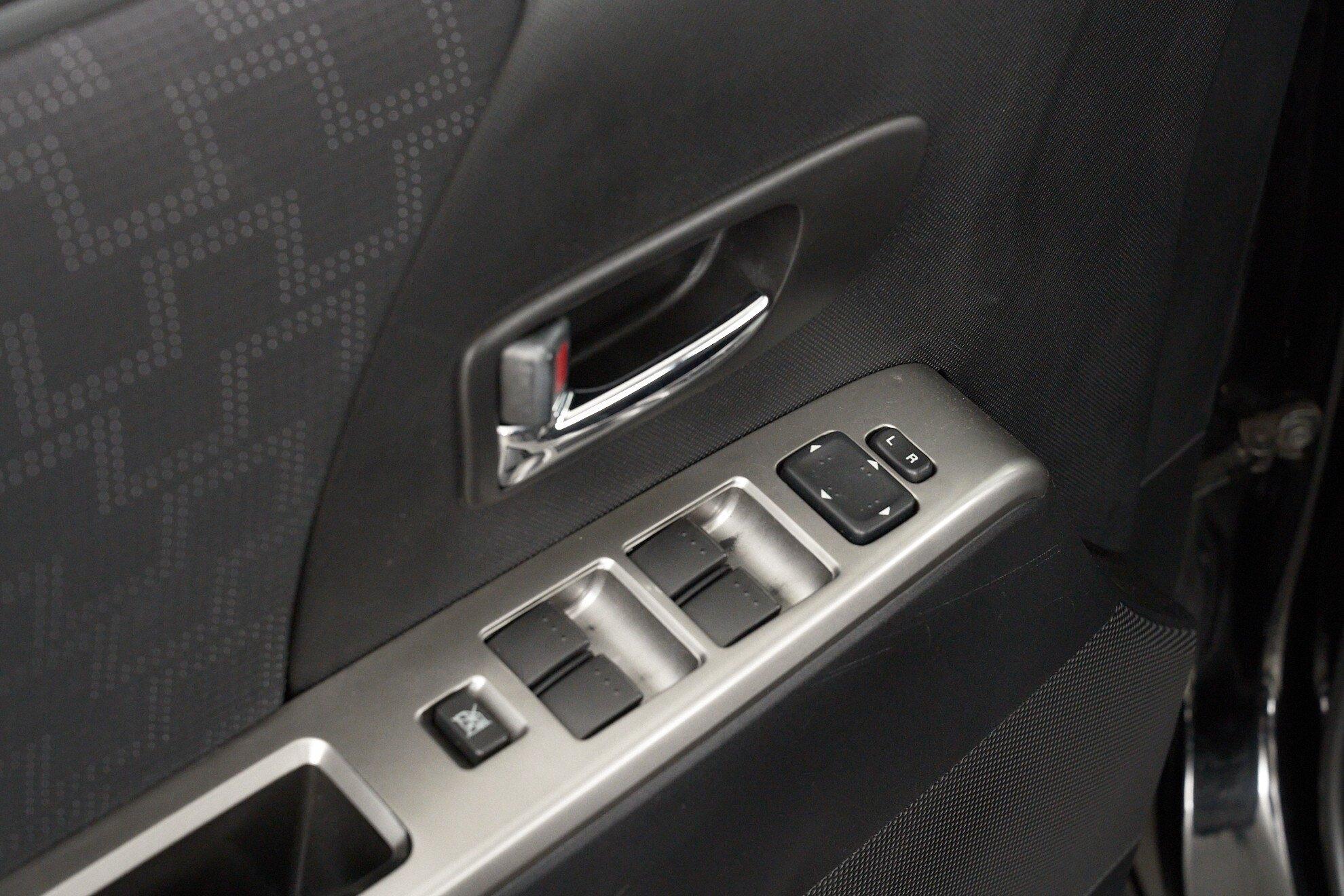 Mazda 5 2009, черный