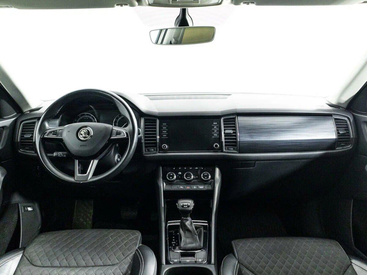 Skoda Kodiaq 2020, бежевый