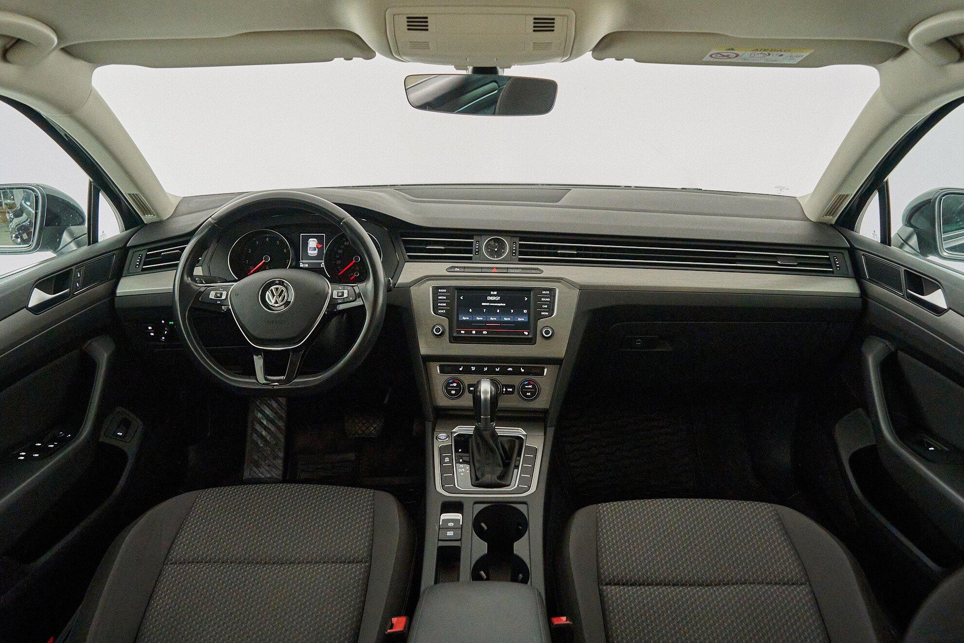 Volkswagen Passat 2019, черный