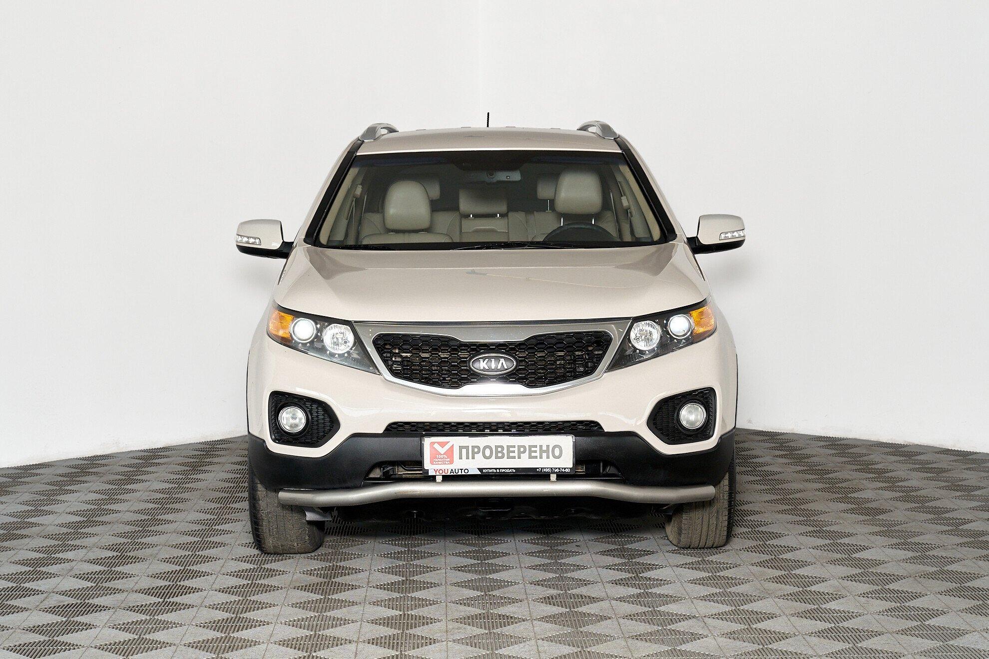 Kia Sorento 2010, бежевый