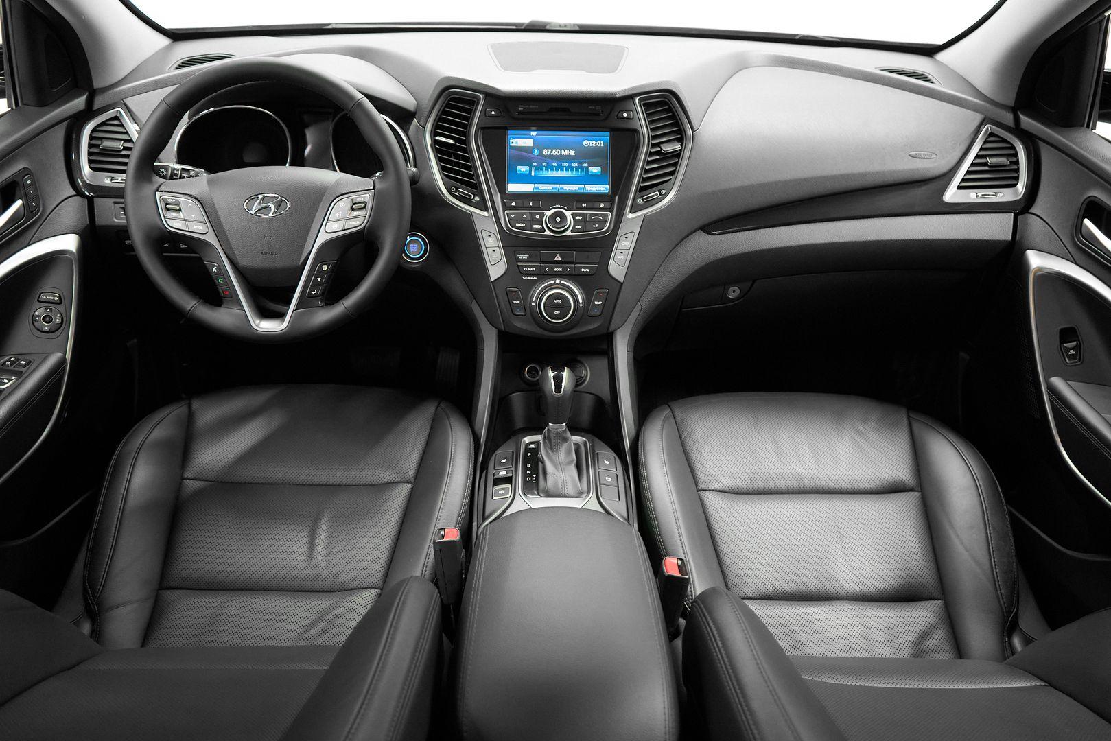 Hyundai Santa Fe 2015, серый